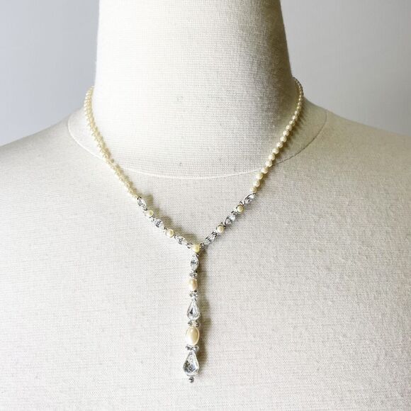 Vintage 90s Y2K Monet Jewelry Necklace Pearl Rhinestone Teardrop Glam Regal - Picture 1 of 16